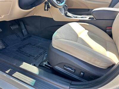 2011 Hyundai SONATA GLS   - Photo 7 - Costa Mesa, CA 92626