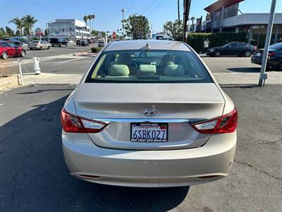 2011 Hyundai SONATA GLS   - Photo 6 - Costa Mesa, CA 92626