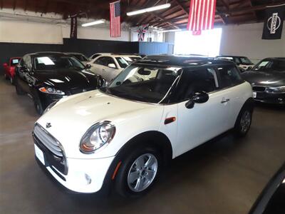 2014 MINI Hardtop Cooper   - Photo 1 - Costa Mesa, CA 92626