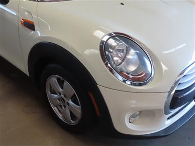 2014 MINI Hardtop Cooper   - Photo 17 - Costa Mesa, CA 92626