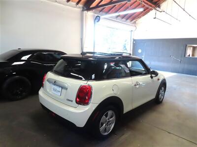 2014 MINI Hardtop Cooper   - Photo 3 - Costa Mesa, CA 92626