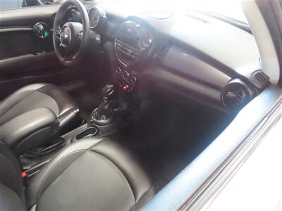 2014 MINI Hardtop Cooper   - Photo 7 - Costa Mesa, CA 92626