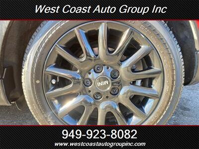 2017 MINI Hardtop 4 Door Cooper   - Photo 20 - Costa Mesa, CA 92626