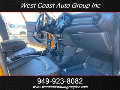 2017 MINI Hardtop 4 Door Cooper   - Photo 17 - Costa Mesa, CA 92626