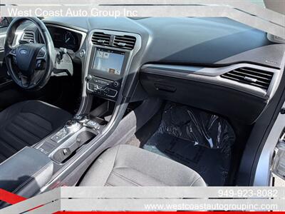 2018 Ford Fusion SE   - Photo 9 - Costa Mesa, CA 92626