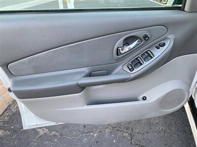 2006 Chevrolet Malibu LT - Photo 13 - Costa Mesa, CA 92626