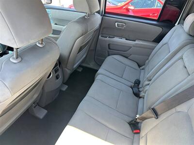 2011 Honda Pilot LX   - Photo 6 - Costa Mesa, CA 92626