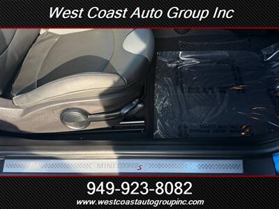 2010 MINI Cooper S   - Photo 14 - Costa Mesa, CA 92626