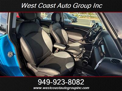 2010 MINI Cooper S   - Photo 11 - Costa Mesa, CA 92626