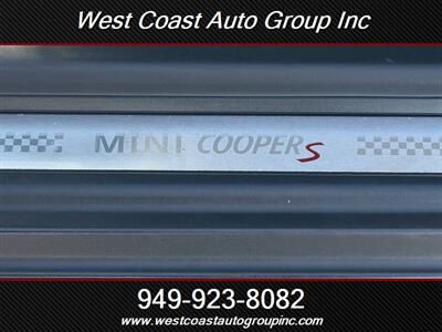 2010 MINI Cooper S   - Photo 23 - Costa Mesa, CA 92626
