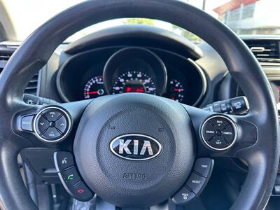 2015 Kia Soul +   - Photo 17 - Costa Mesa, CA 92626