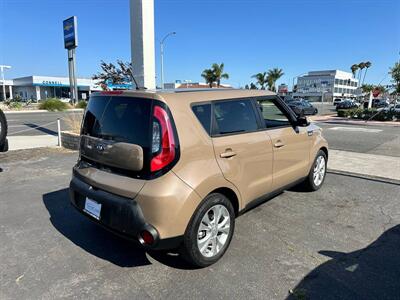 2015 Kia Soul +   - Photo 4 - Costa Mesa, CA 92626