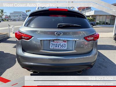 2015 INFINITI QX70 - Photo 24 - Costa Mesa, CA 92626