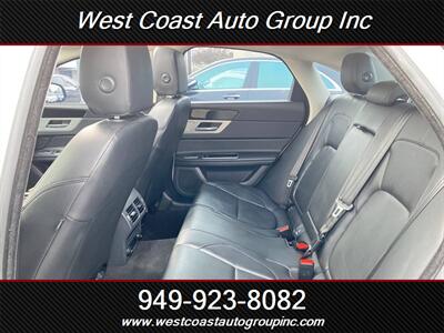 2017 Jaguar XF 35t   - Photo 14 - Costa Mesa, CA 92626