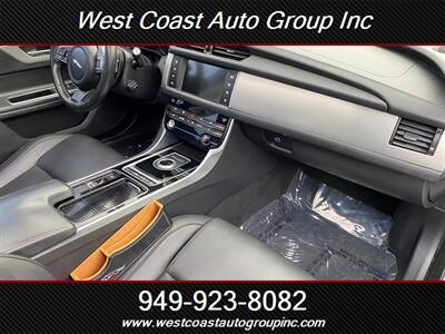 2017 Jaguar XF 35t   - Photo 10 - Costa Mesa, CA 92626