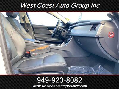 2017 Jaguar XF 35t   - Photo 12 - Costa Mesa, CA 92626
