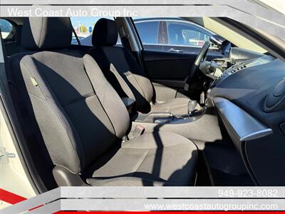 2012 Mazda Mazda3 i Touring - Photo 14 - Costa Mesa, CA 92626