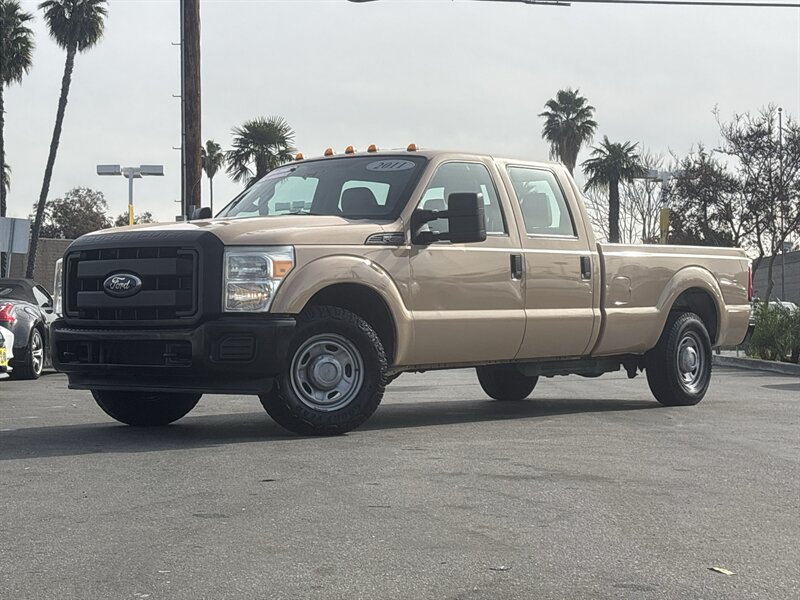 2011 Ford F-350 Super Duty XL's photo