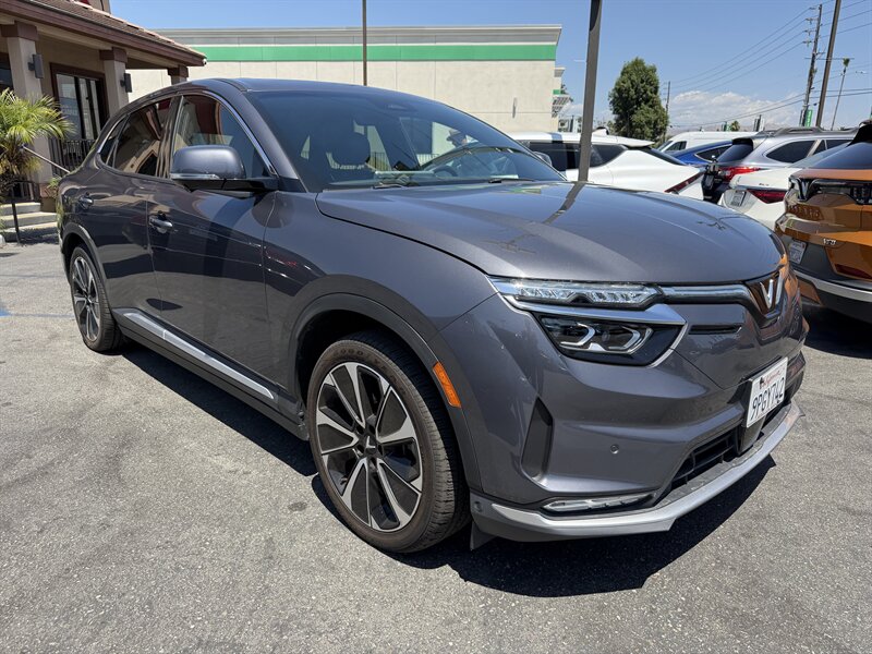 2023 VinFast VF 8 VF 8 City Edition's photo