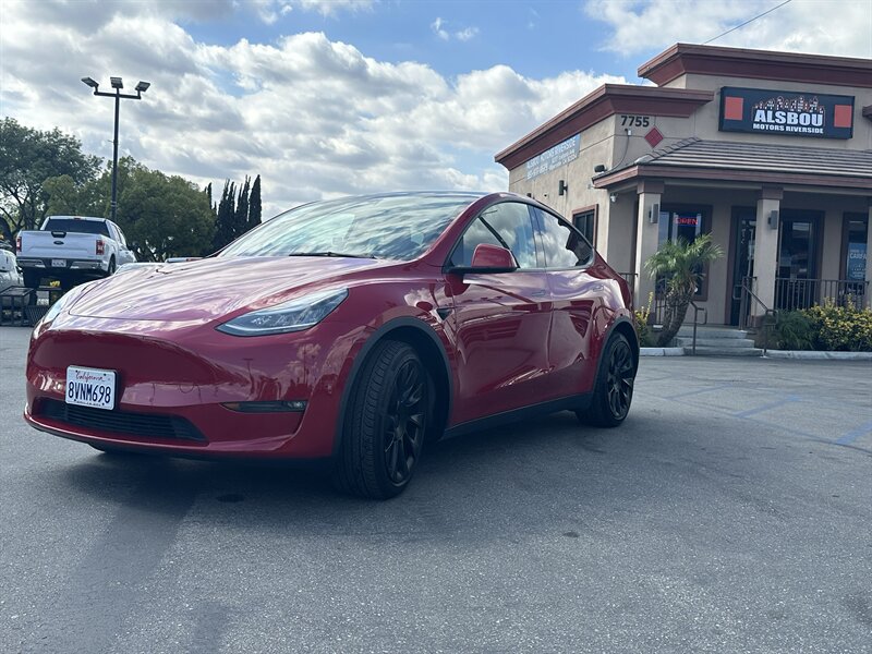 2021 Tesla Model Y Long Range Dual Motor All-Wheel Drive's photo