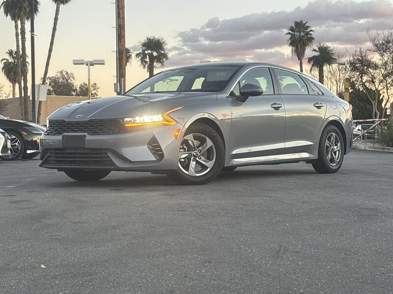 2021 Kia K5 LXS's photo