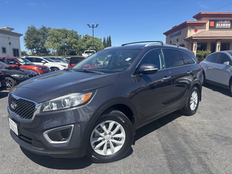 Ebony Black 2017 Kia Sorento SUV / Crossover Front-Wheel Drive Automatic