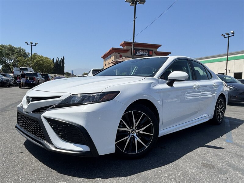 2024 Toyota Camry's photo
