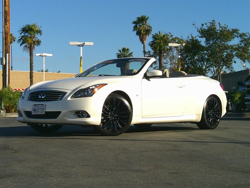 2014 INFINITI Q60 Convertible's photo