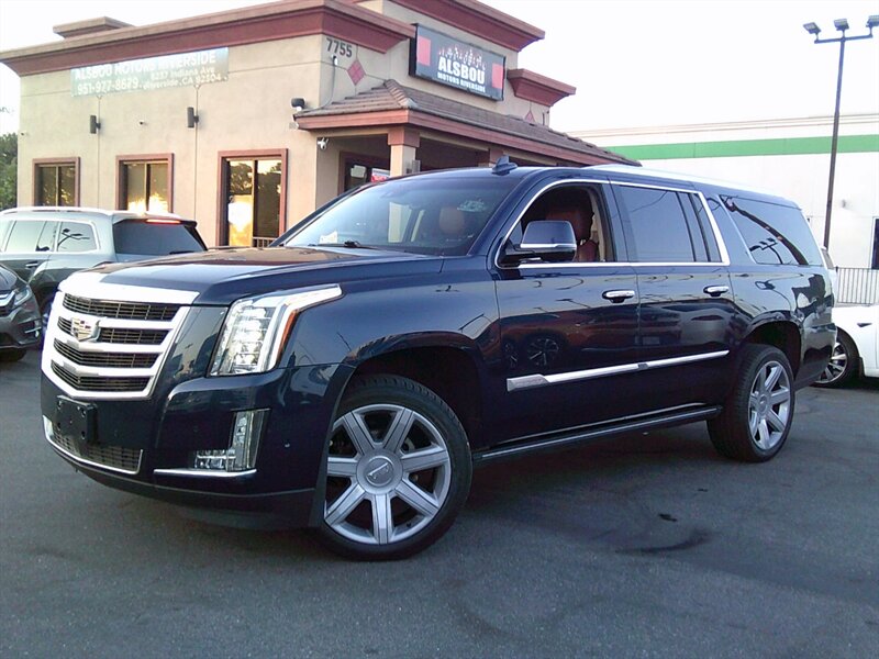 2019 Cadillac Escalade ESV 2WD Premium Luxury's photo