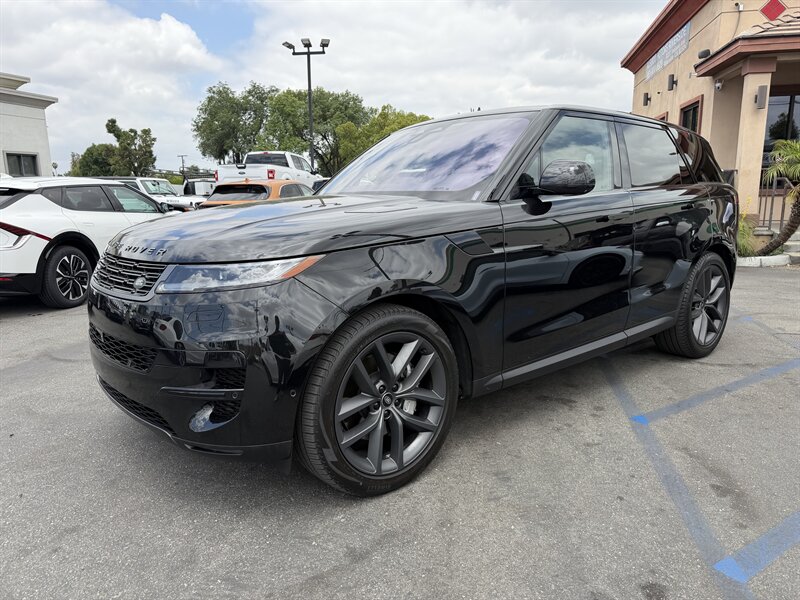 2023 Land Rover Range Rover Sport P360 SE MHEV's photo
