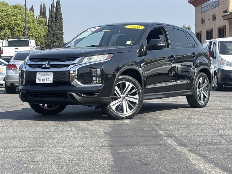 2020 Mitsubishi Outlander Sport SE's photo