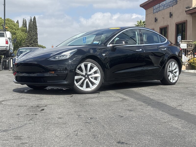 2018 Tesla Model 3 Standard's photo