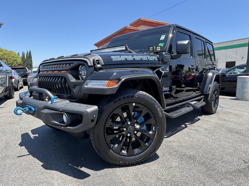 2025 Jeep Wrangler Sahara 4XE's photo