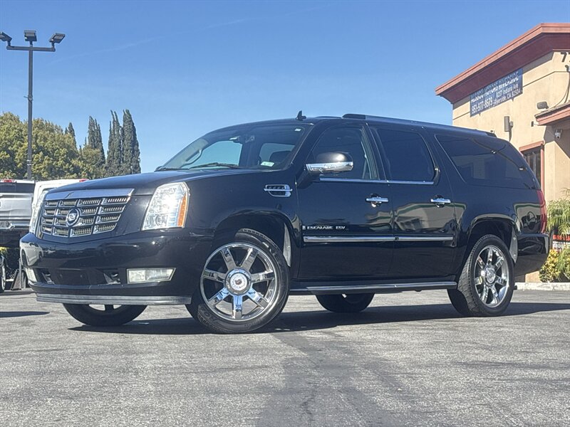 2009 Cadillac Escalade ESV's photo
