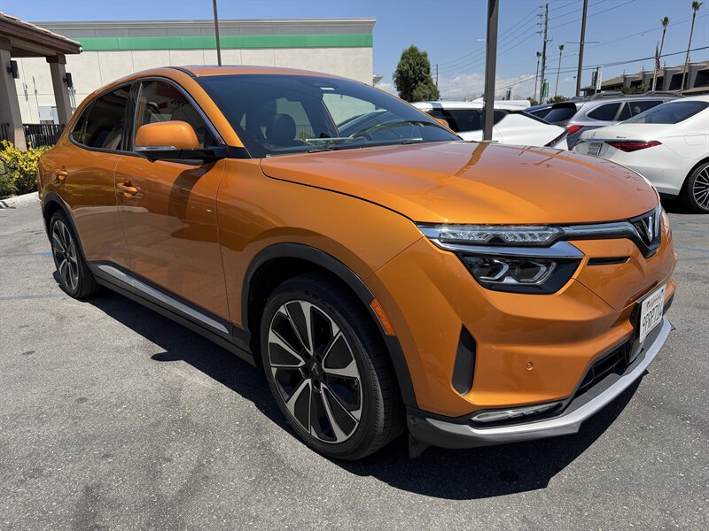 2023 VinFast VF 8 VF 8 Enhanced Range's photo