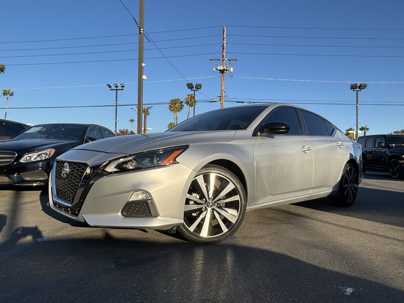 2021 Nissan Altima 2.5 SR's photo
