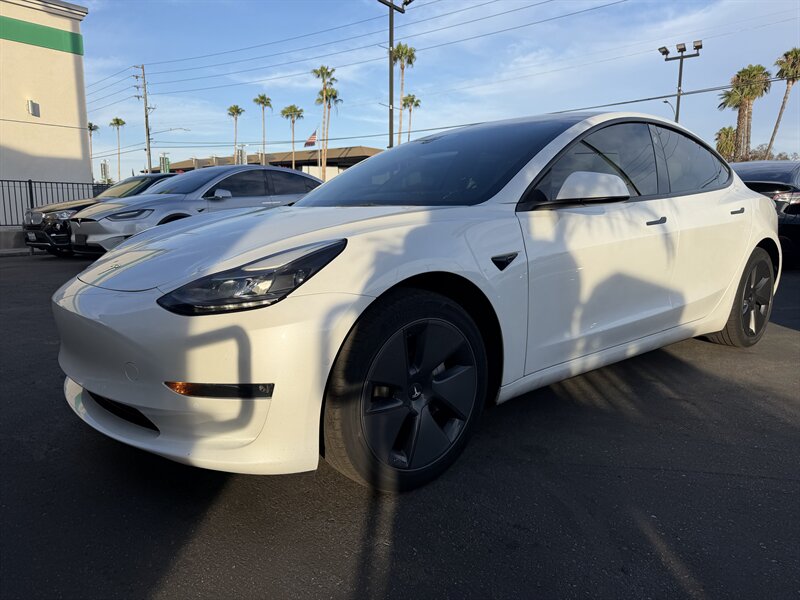 2022 Tesla Model 3 Long Range Dual Motor All-Wheel Drive's photo