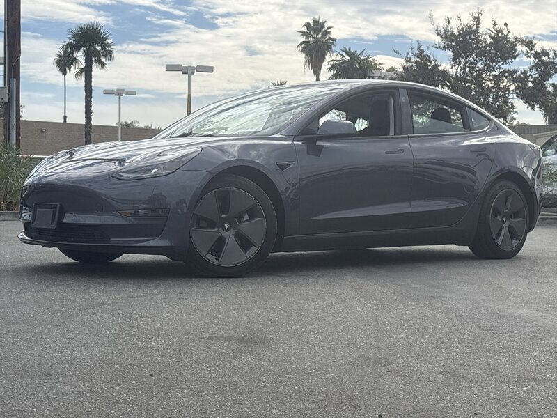 2023 Tesla Model 3's photo
