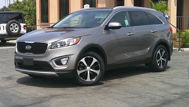2017 Kia Sorento EX V6 AT's photo