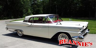 1959 Ford Galaxie Skyliner   - Photo 1 - Daytona Beach, FL 32176