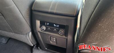 2018 Chevrolet Traverse LS   - Photo 18 - Daytona Beach, FL 32176