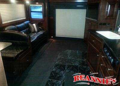 2008 Renegade 2400AS Totorhome   - Photo 8 - Daytona Beach, FL 32176