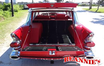 1957 Pontiac Safari   - Photo 11 - Daytona Beach, FL 32176