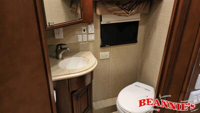 2013 Newmar Dutch Star  4347 - Photo 11 - Daytona Beach, FL 32176