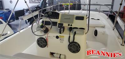 2015 Boston Whaler 210 Montauk   - Photo 10 - Daytona Beach, FL 32176