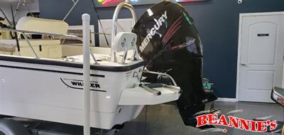 2015 Boston Whaler 210 Montauk   - Photo 34 - Daytona Beach, FL 32176