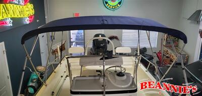 2015 Boston Whaler 210 Montauk   - Photo 4 - Daytona Beach, FL 32176