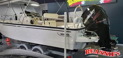 2015 Boston Whaler 210 Montauk   - Photo 41 - Daytona Beach, FL 32176