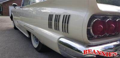 1960 Ford Thunderbird J Code   - Photo 5 - Daytona Beach, FL 32176