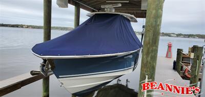 2017 Boston Whaler 330 Outrage   - Photo 18 - Daytona Beach, FL 32176